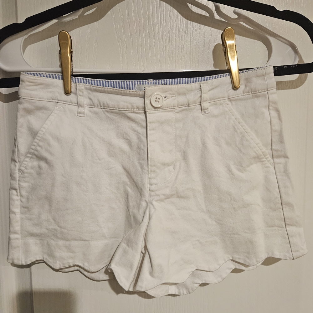 Crown & Ivy White Khaki Shorts Scalloped Hem Adjustable Waist Girls Size 12